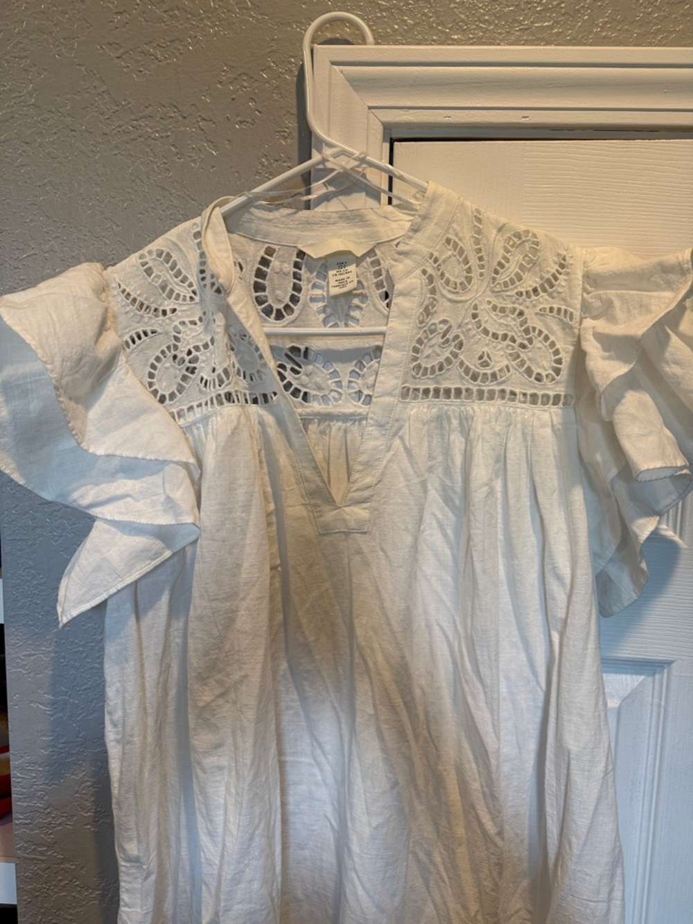 H&M Bundle of Black & White Eyelet Ruffle Sleeve Mini Dresses - Picture 8 of 16